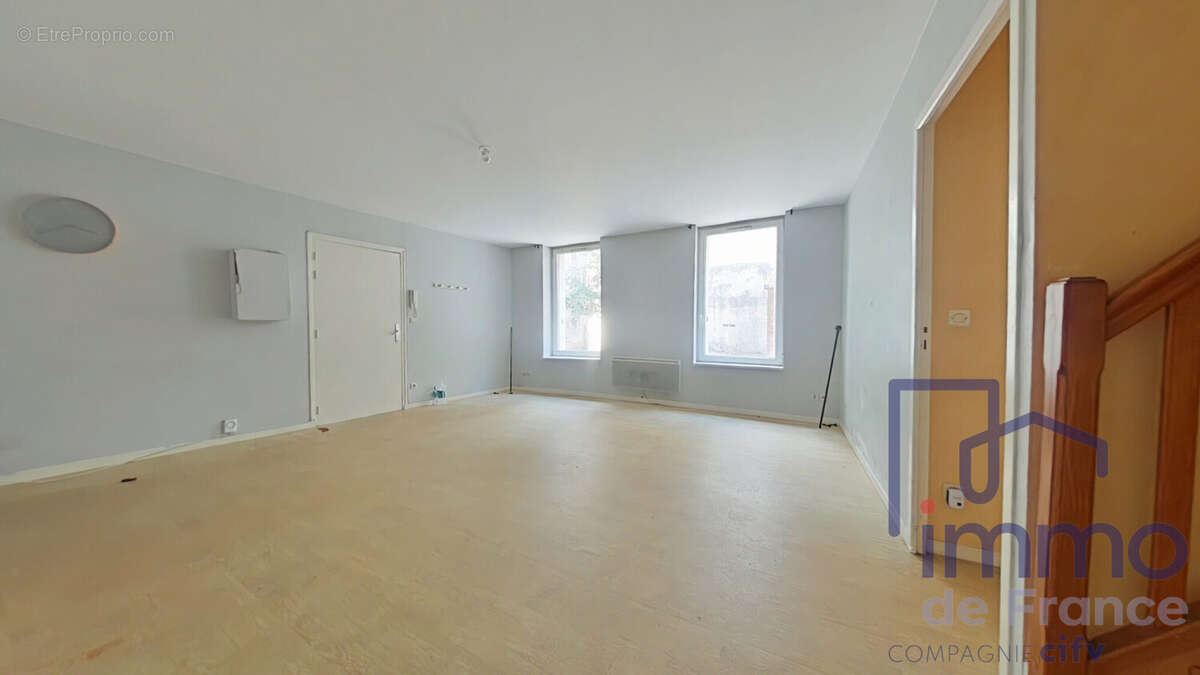 Appartement à SAINT-ETIENNE