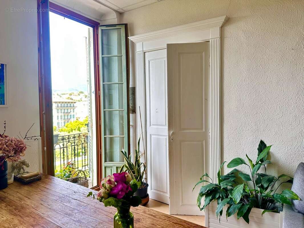 Appartement à NICE