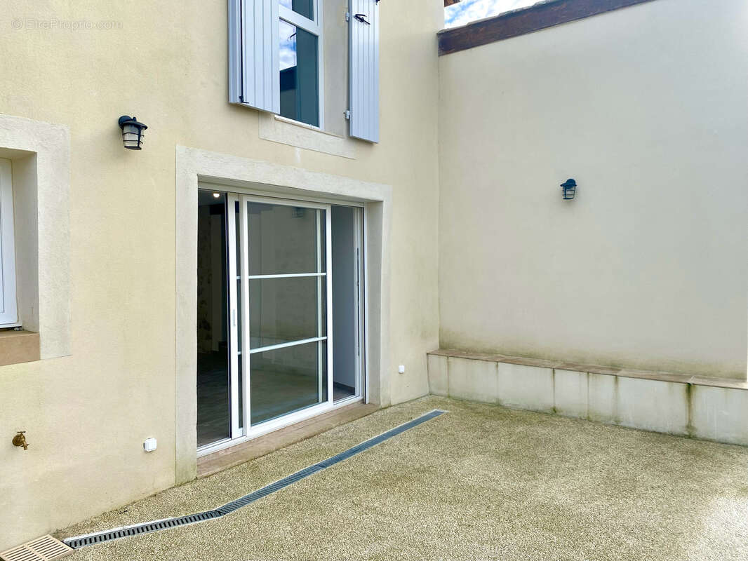 Maison à ILLATS