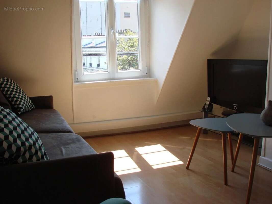 Appartement à PARIS-17E