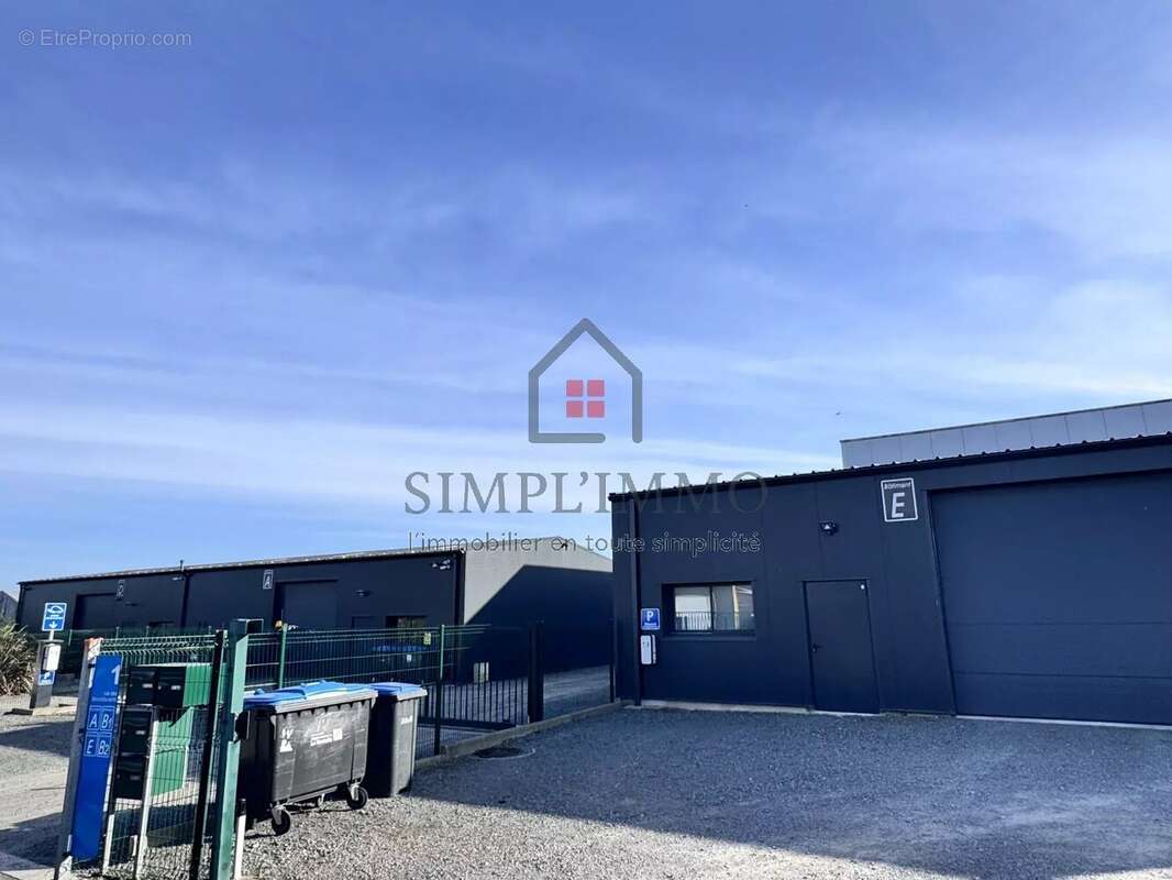 Commerce à SAINT-MEDARD-D'AUNIS