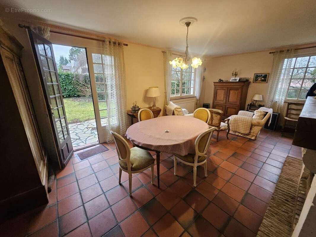Maison à LE TORQUESNE