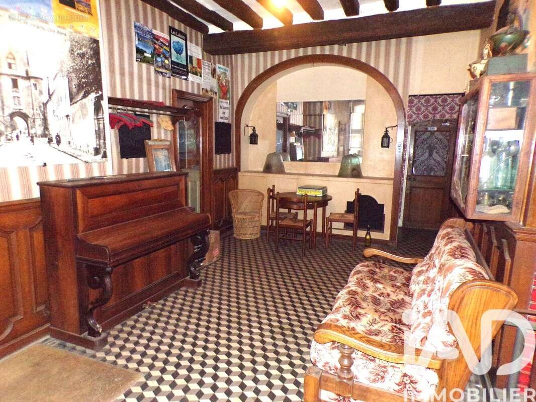 Photo 2 - Maison à VILLENEUVE-SUR-YONNE