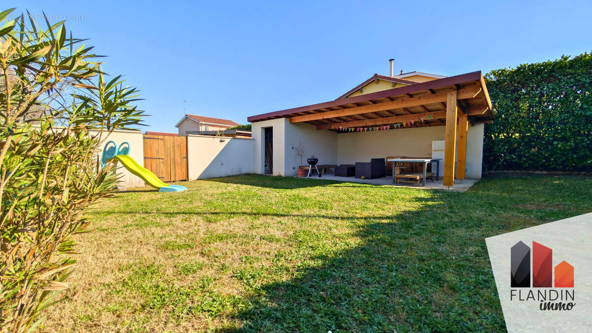 Appartement à VERNAISON