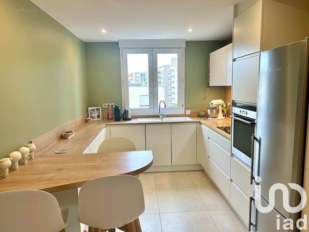 Photo 1 - Appartement à LYON-6E