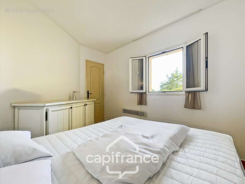 Appartement à MALLEMORT