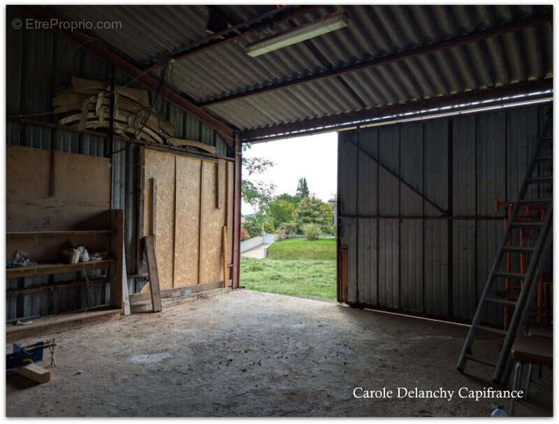 Hangar à aménager en habitation – 150 m² – Terrain 1192 m² – Proche Chemin de Compostelle - photo 8