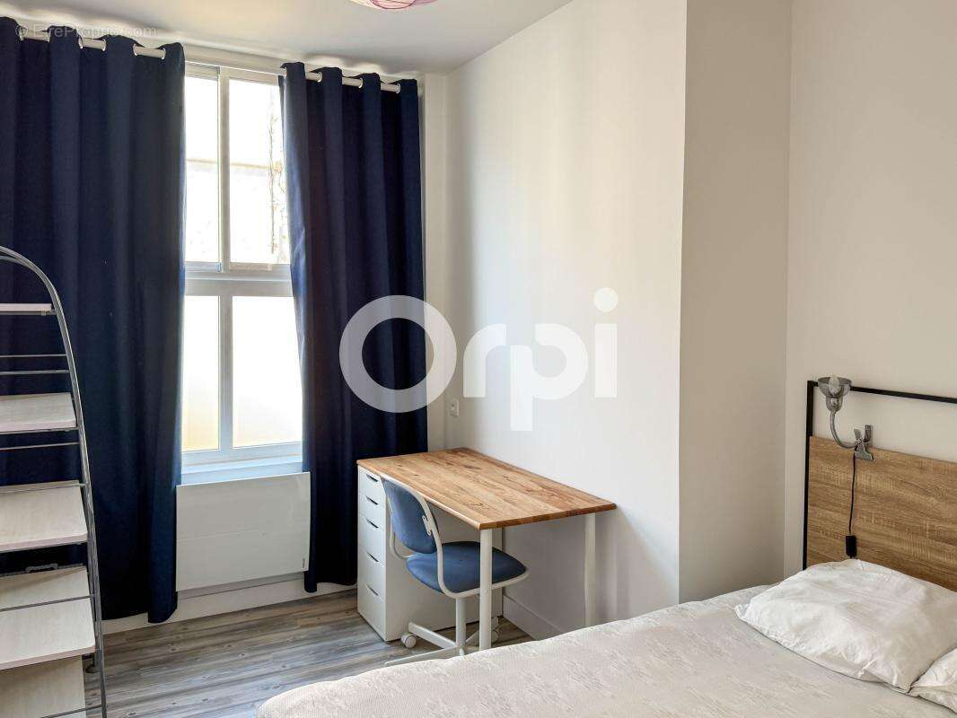 Appartement à FOURAS