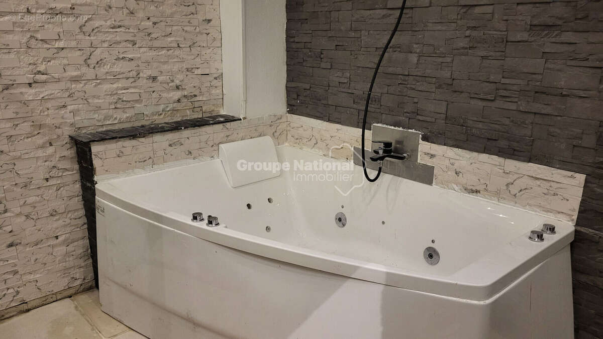 Maison à SAINT-ALEXANDRE