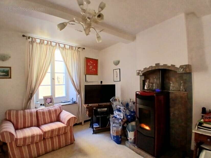 Maison à LA REDORTE