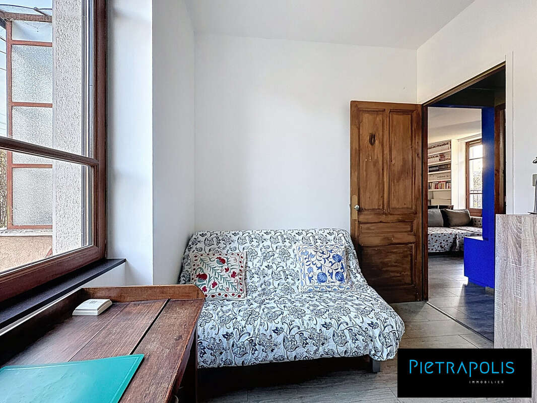 Cuisine du bas - Maison à LYON-8E