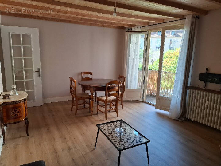 Appartement à LE DORAT