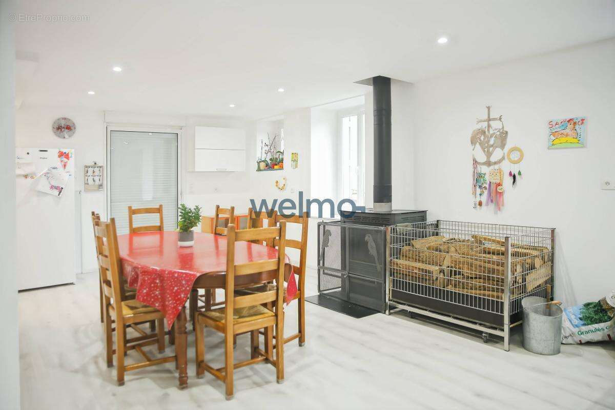 Maison à BOIS-D&#039;AMONT