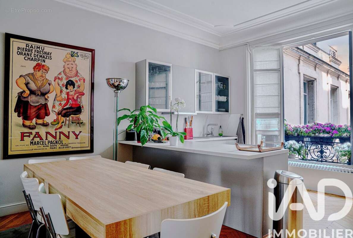Photo 5 - Appartement à PARIS-16E