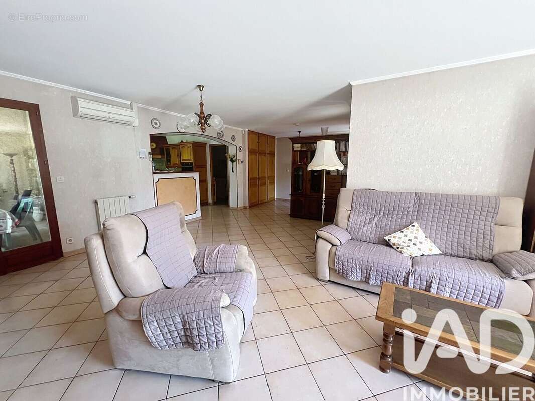 Maison 149 m² à Pernes-Les-Fontaines  - photo 7