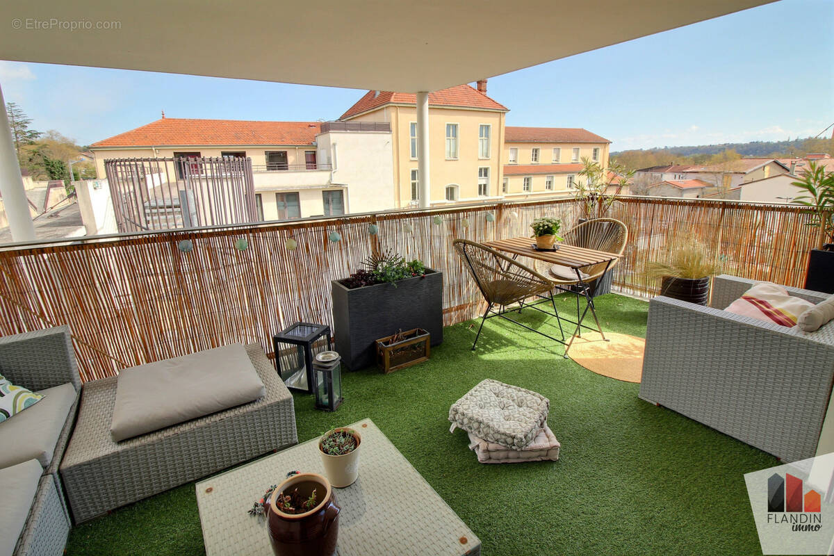 Appartement à VERNAISON