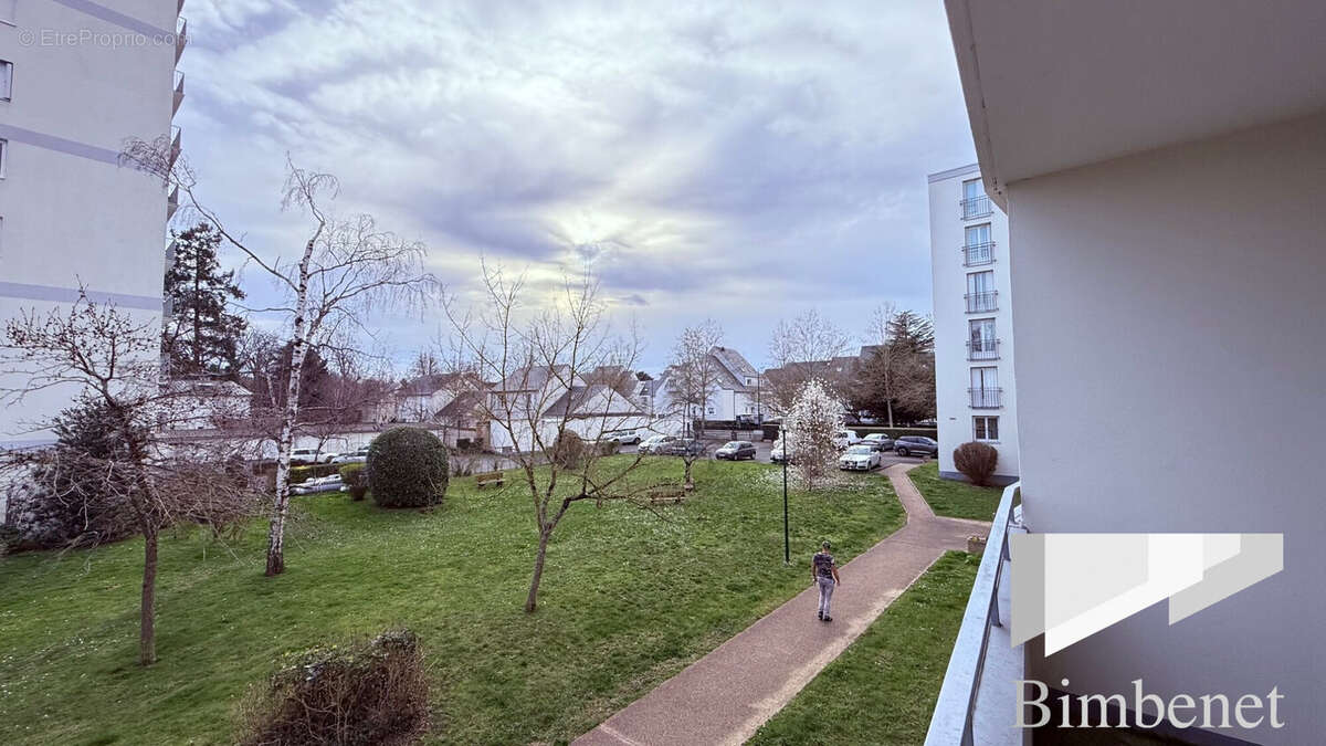 Appartement à OLIVET