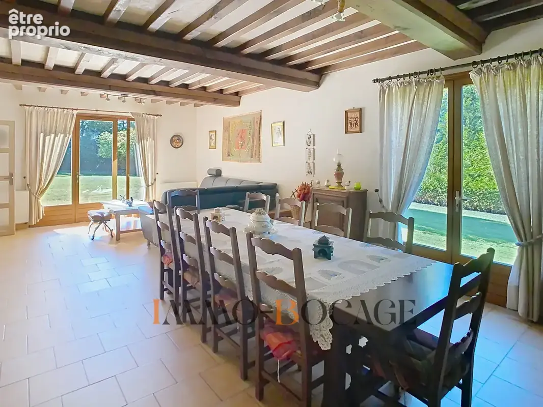 Vastes maison et dépendance sur 9000 m2 de terrain ! - photo 14