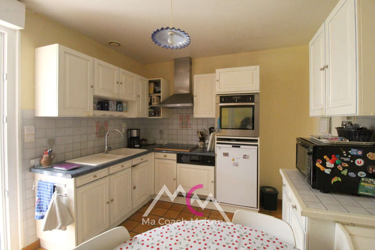 Maison à LA CHAPELLE-LAUNAY