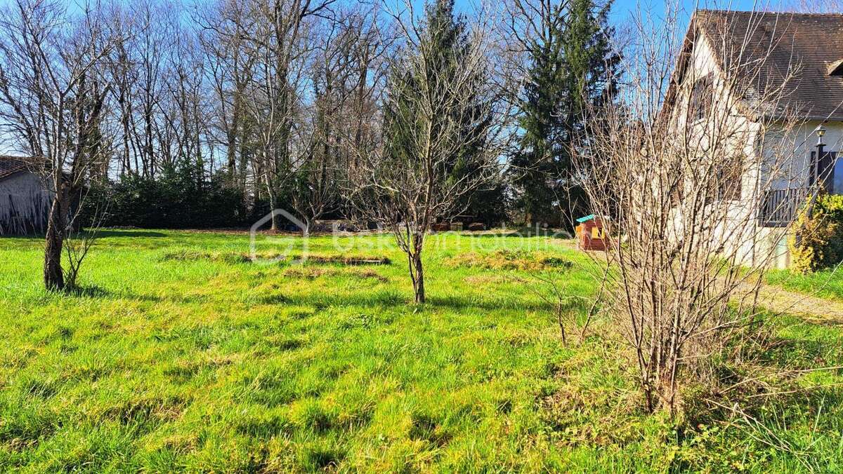Maison à SAINT-ASTIER