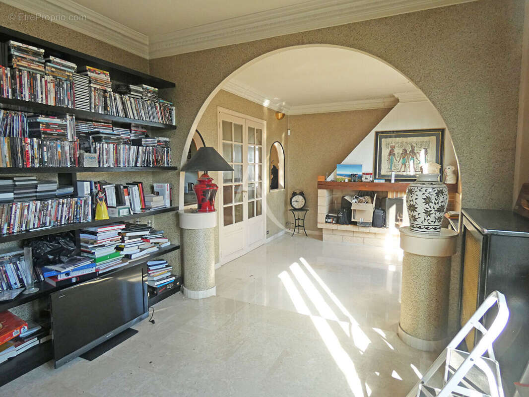 Maison à NEUILLY-SUR-MARNE