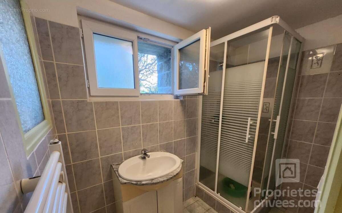 Maison à SAINT-HILAIRE-DU-HARCOUET