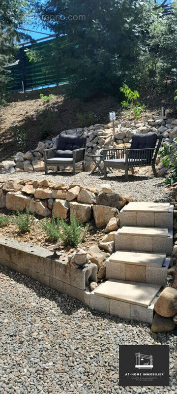 Maison à PRADES-SUR-VERNAZOBRE