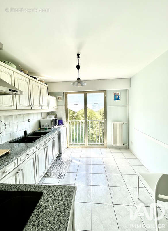 Appartement 102 m² à Versailles  - photo 3