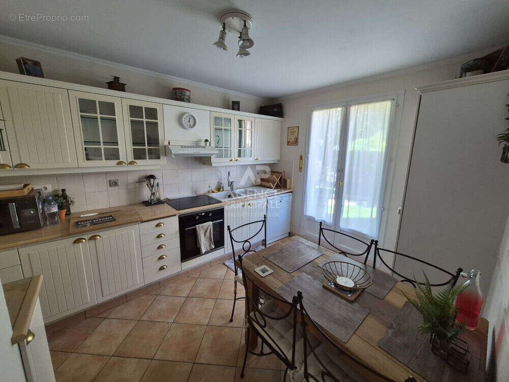 Maison Fourqueux 7 pièce(s) - photo 5