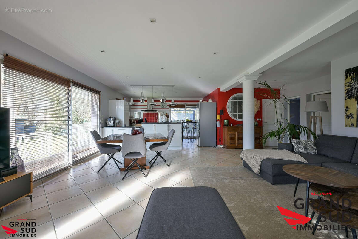 Maison 168 m² à Cestas  - photo 3