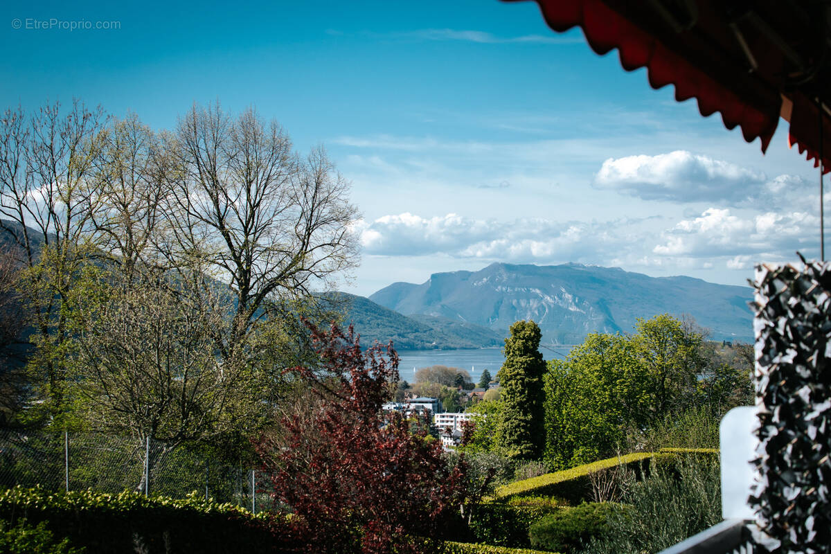 Appartement à AIX-LES-BAINS