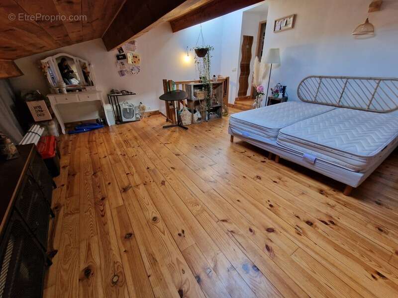 Maison à VERNOUX-EN-VIVARAIS