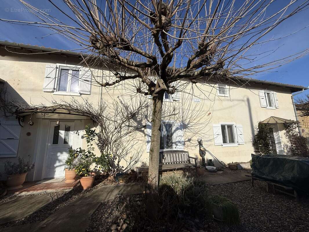 Maison à MIRANDE