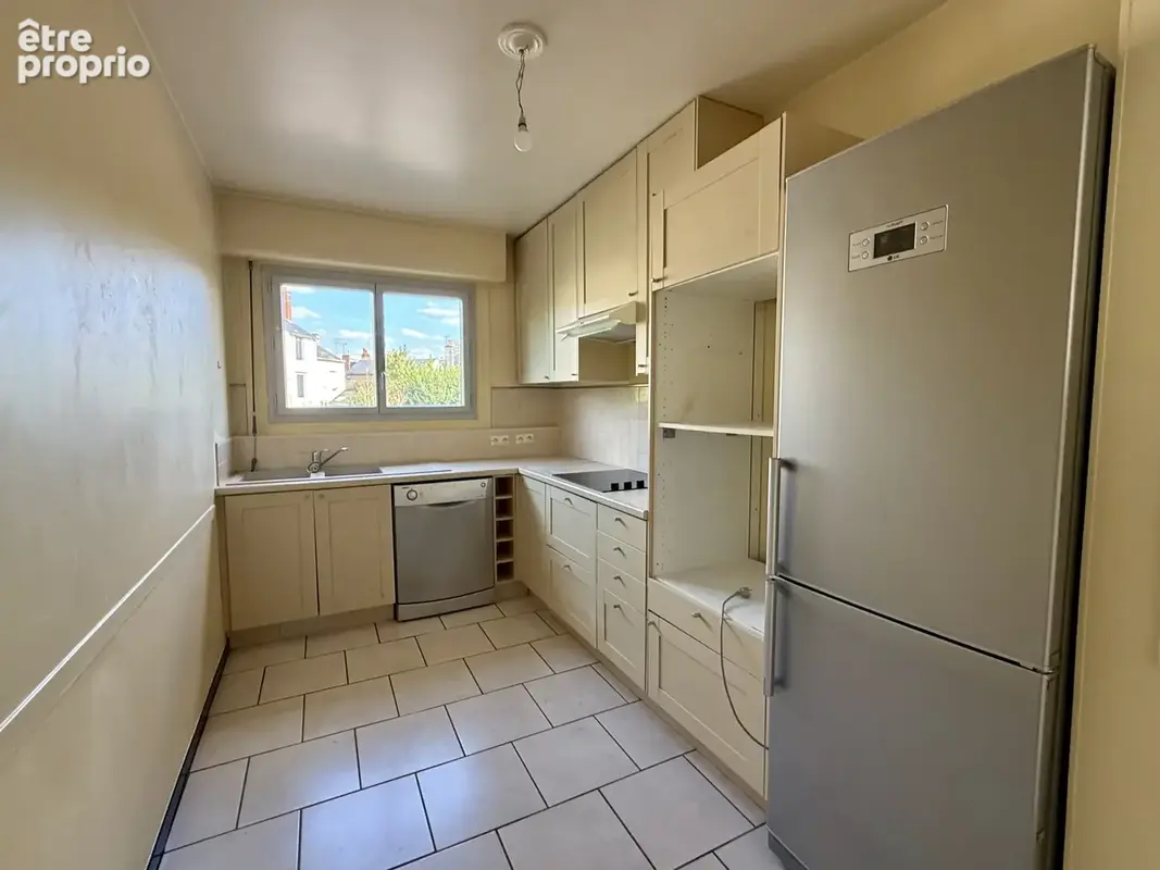 Appartement 110 m² à Orleans  - photo 3