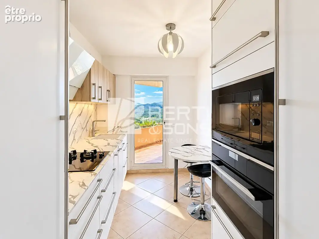 Exclusivite - mandelieu domaine le grand duc -  appartement 3 pieces rdj surélevé et jardin avec vue mer et esterel ! - photo 7