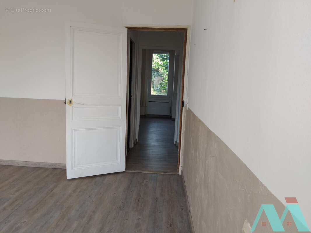 Appartement T4 de 85 m2 à vendre - photo 12