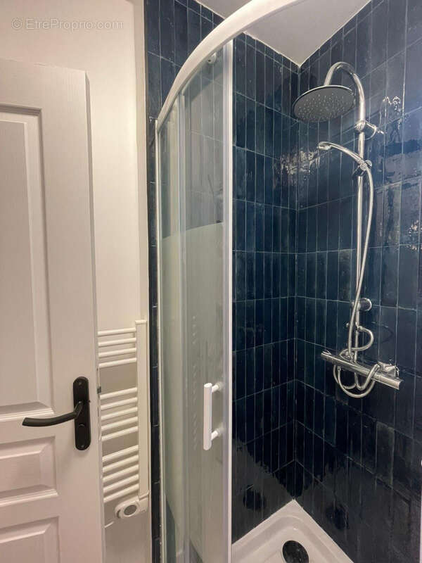Appartement à PARIS-20E