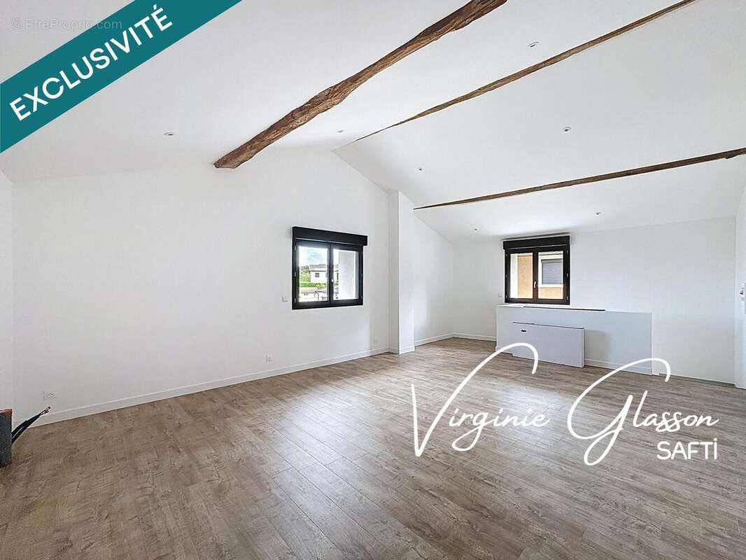 Photo 5 - Commerce à COLOMBIER-SAUGNIEU