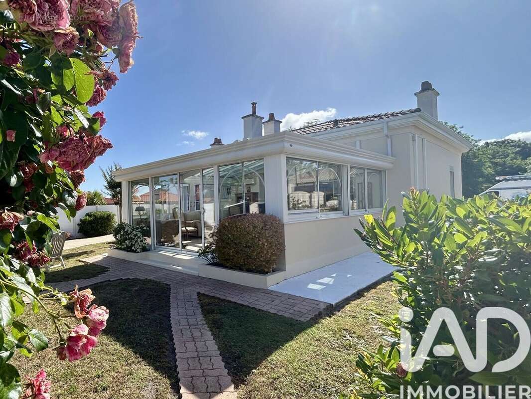 Photo 3 - Maison à TALAIS