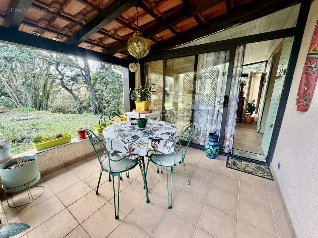 Appartement à VAISON-LA-ROMAINE