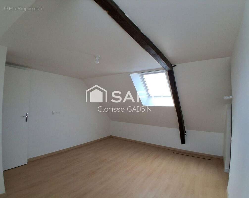 Photo 3 - Appartement à LE PERTRE