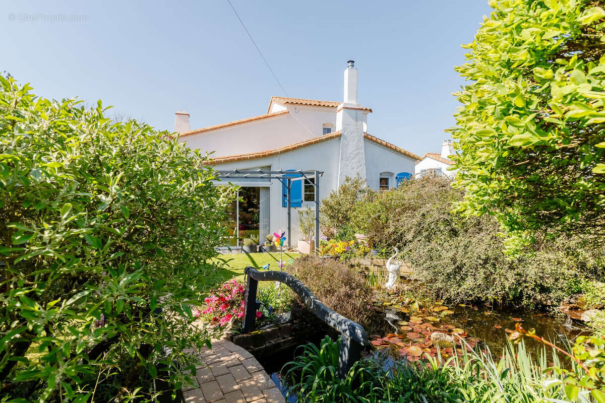 Maison à AUBIGNY