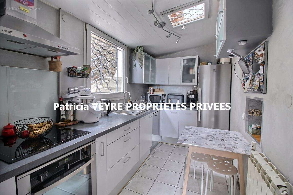 Maison individuelle, Saint Etienne (42100) maison rénovée 108 m² habitables 4 chambres sur environ 5 000m² de terrain - photo 6