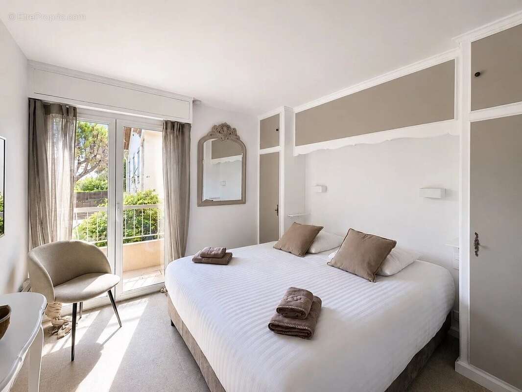Appartement à SAINT-TROPEZ