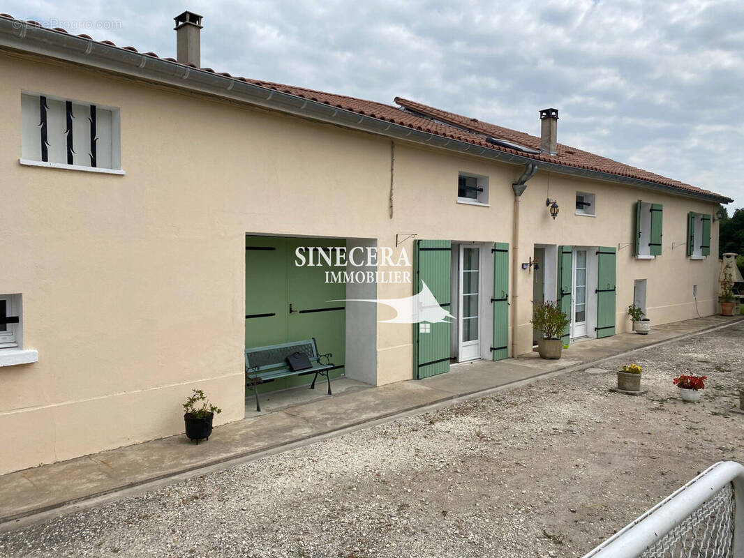 Maison à RIBERAC