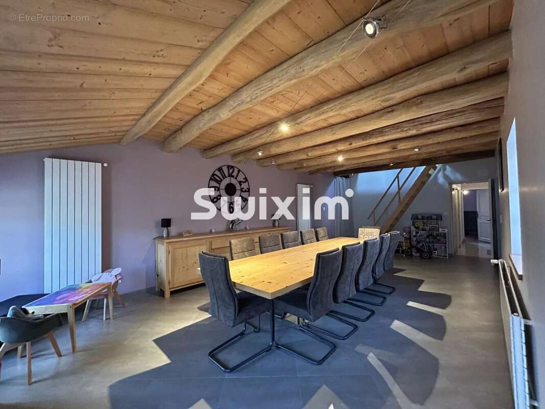 Maison à CHATEAU-CHALON