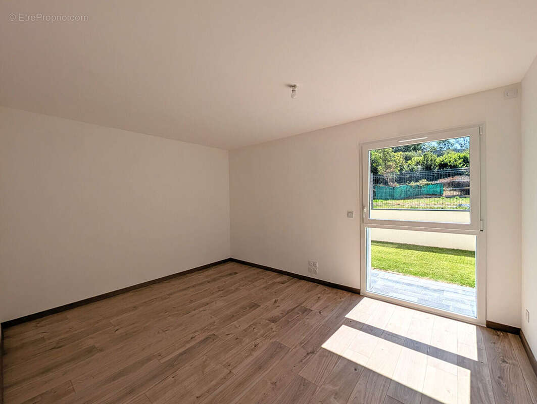 Appartement à GRESY-SUR-AIX