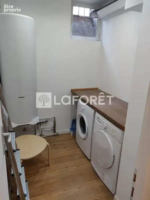 Appartement Marseille T3/4 avec cour CINQ AVENUES - photo 15