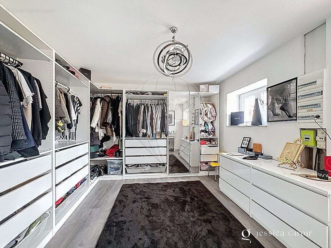 Maison à SAINTE-CROIX-EN-PLAINE