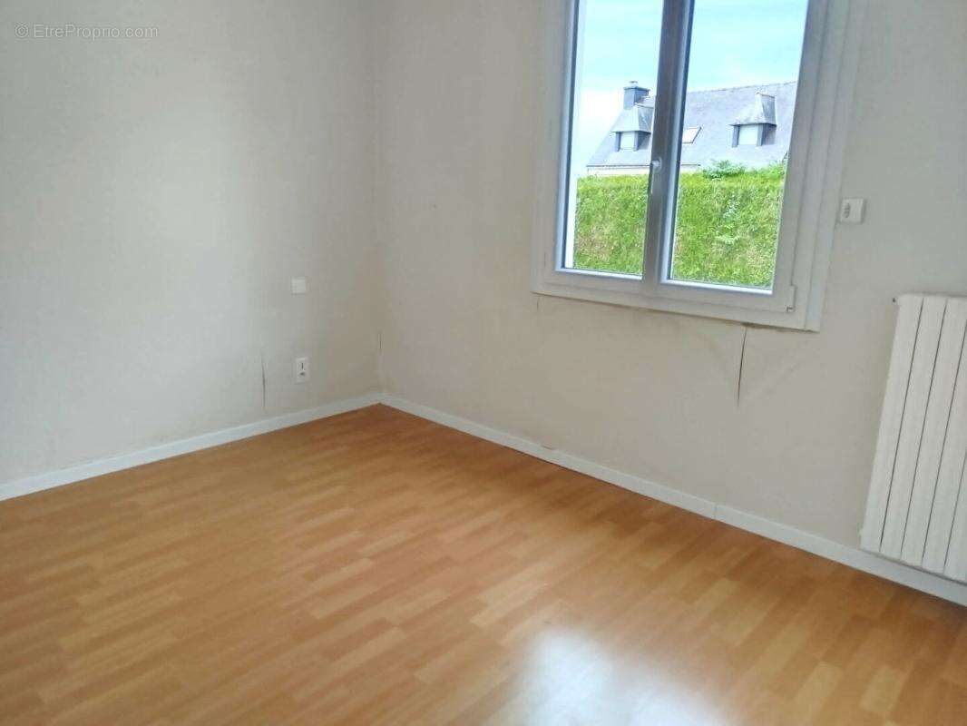Maison de bourg avec 2 chambres et beau jardin - photo 7
